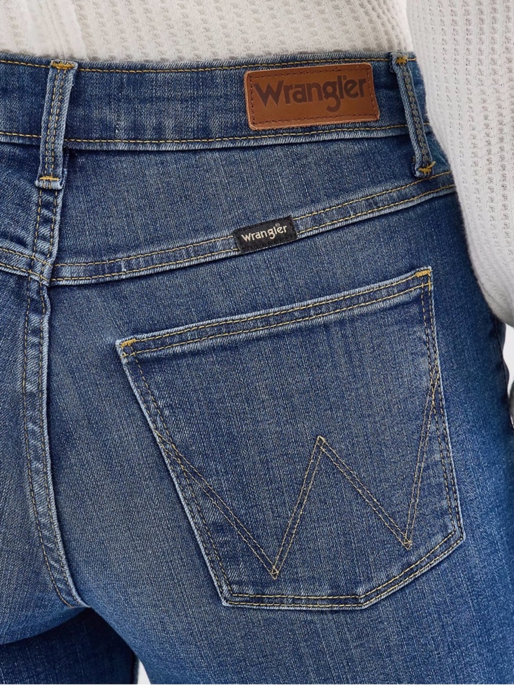 Wrangler Women's Blue high rise bold boot cut Jeans - Classic Denim - Picture 4 of 16